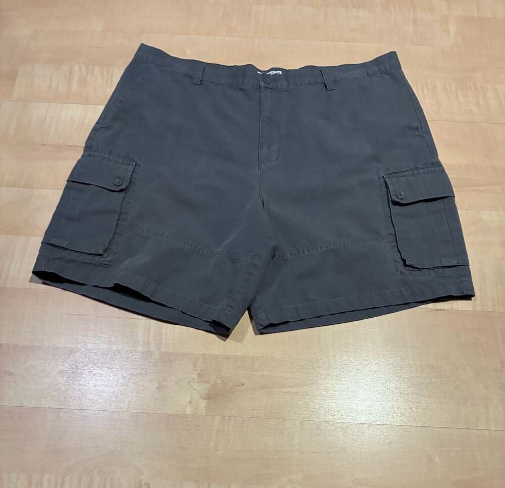 Covington Men's Dark Gray Cargo Shorts